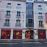 1er Consul Hotel