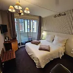 호텔 1er Consul 2*