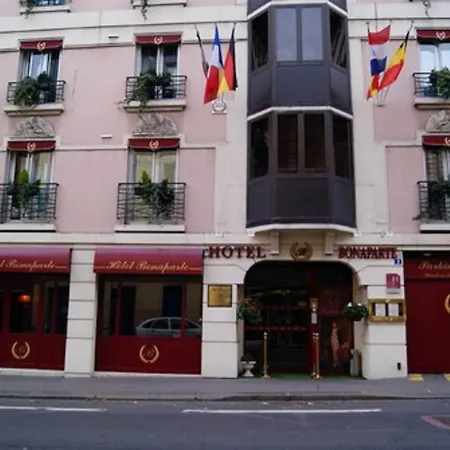1er Consul 2*