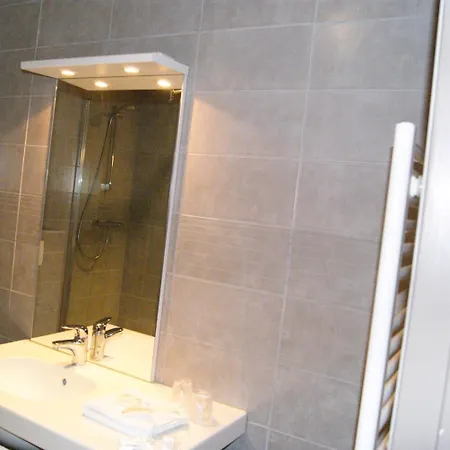 1er Consul Hotel Ruão