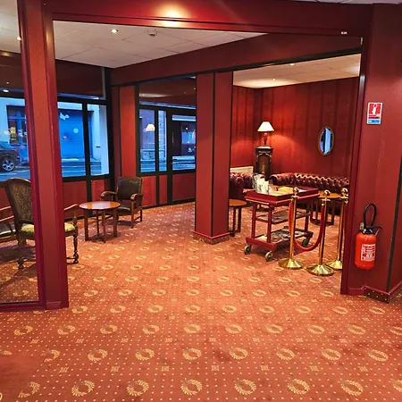 1er Consul Hotel