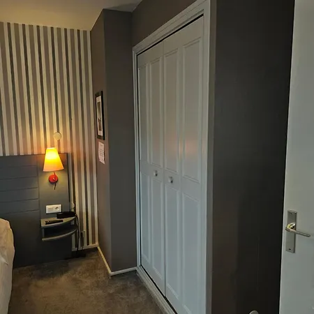 1er Consul 호텔 루앙