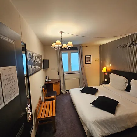 1er Consul Hotel
