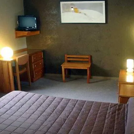 1er Consul Hotel Ruão