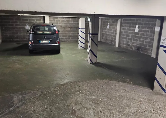 1er Consul Szálloda 2*