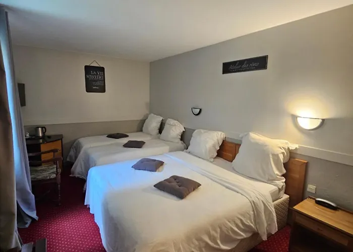 ホテル 1er Consul 2*